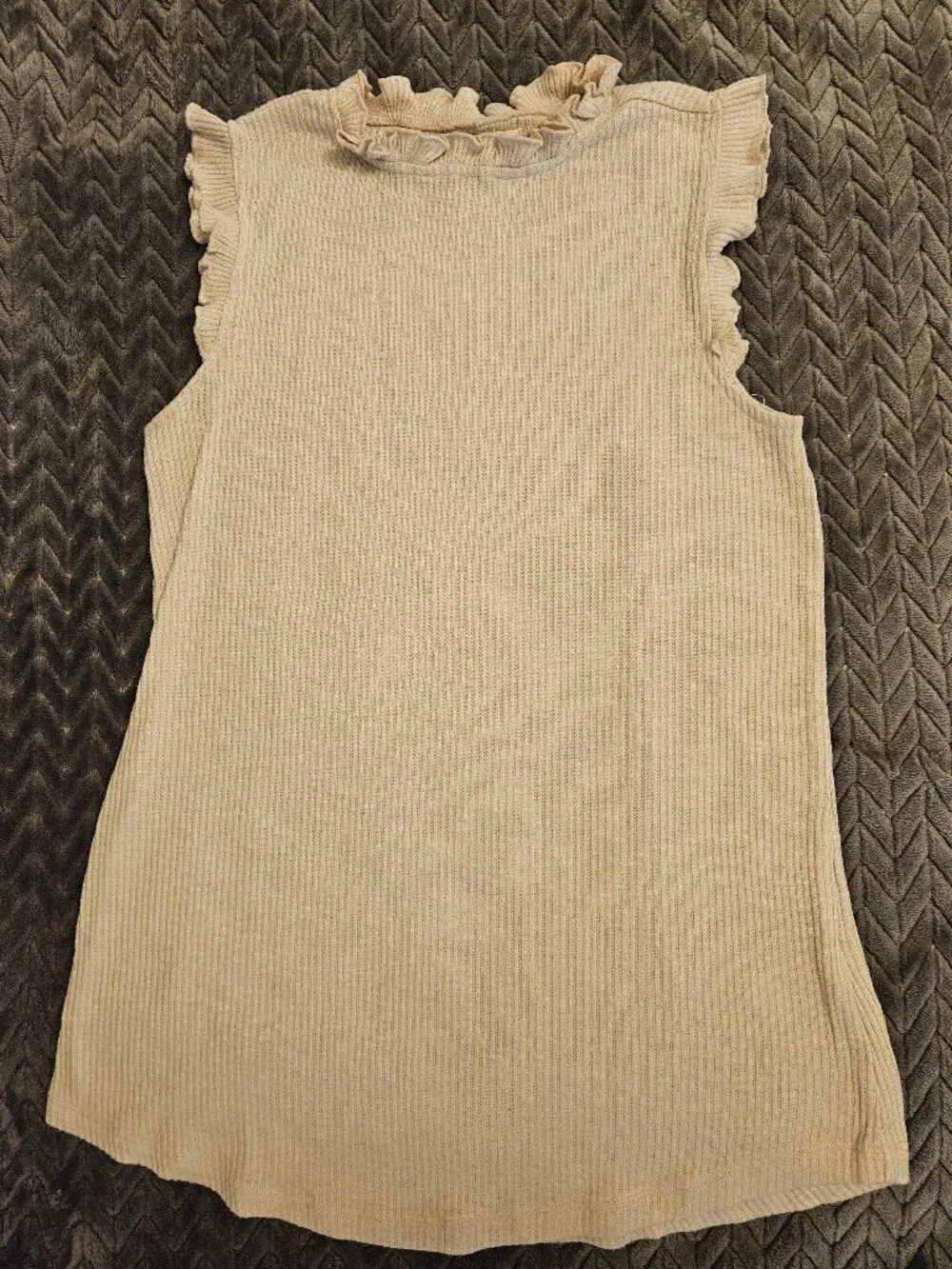 Maurices Ribbed Sleevless Ruffle Top - Picture 1 of 3